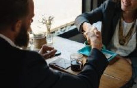 ייעול ושיפור עבודת לשכות הנהלה במוסד ממלכתי פיננסי